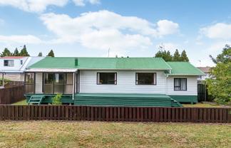 76a Kahikatea Drive, Melville