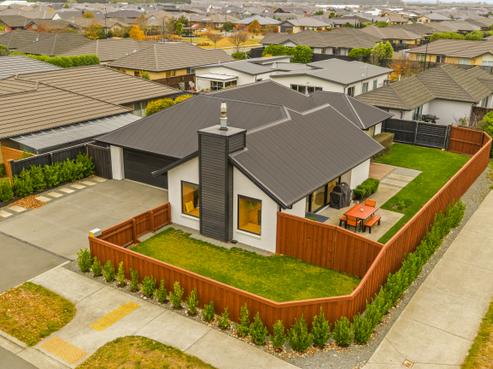 24 Shillingford Boulevard, Rolleston
