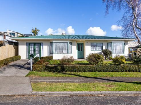 4 Julian Place, Westown