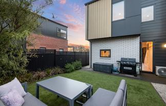 9 Te One Place, Belmont