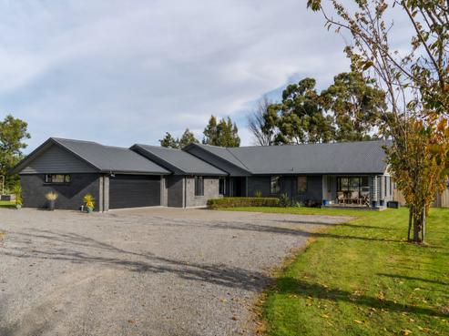 14A Willow Park Drive, Opaki