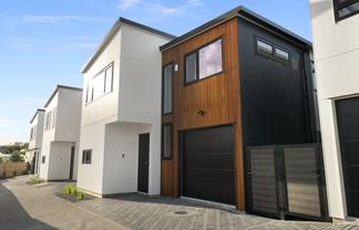 51B Gordon Avenue, Forrest Hill