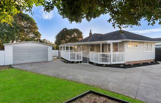 2/23 Mickle Street, Te Atatu South