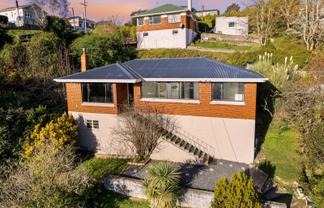 7 Winifred Street, Concord