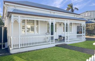 2  Kawerau Avenue, Devonport