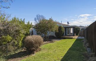 1/98A Lake Terrace Road, Burwood