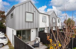 3/44 Shirley Road, Shirley
