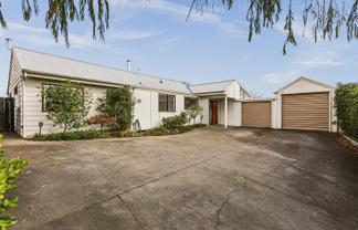 10 Busby Hill, Havelock North