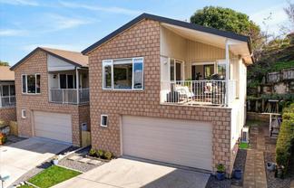 33/19 Glencarron Place, Bethlehem