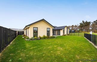 14 Hollard Crescent, Lincoln