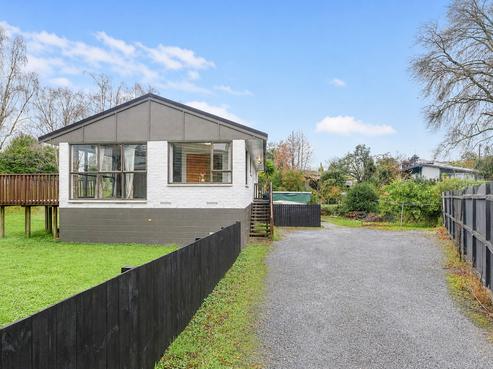 12A Lorraine Place, Glenview