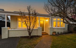 40 Palm Avenue, Lyall Bay