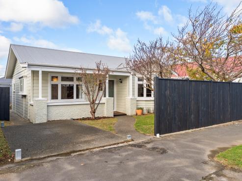 40 Palm Avenue, Lyall Bay
