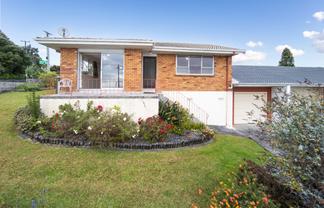 1/2 Routley Drive, Glen Eden