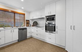 90 Pages Road, Allenton