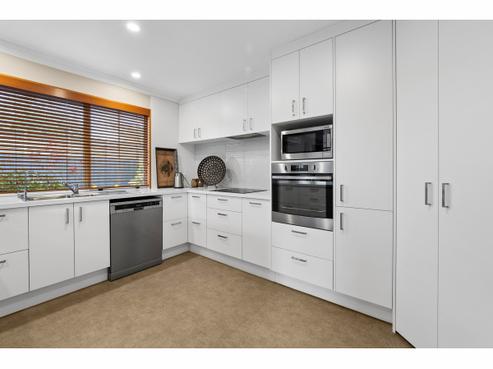 90 Pages Road, Allenton