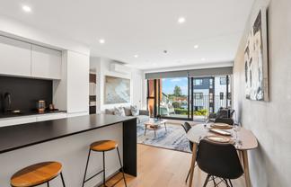 302/2 Miller Street, Point Chevalier
