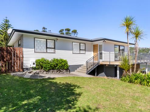 34 Percy Dyett Drive, Karori