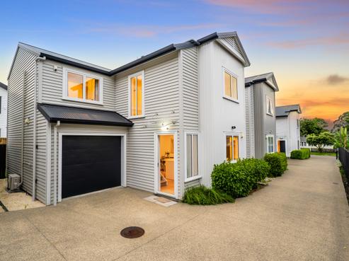 17C Holland Avenue, Point England