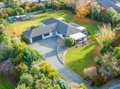 6 Cedar Place, Amberley