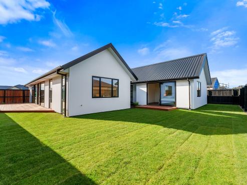 38 Wakeman Drive, Lincoln