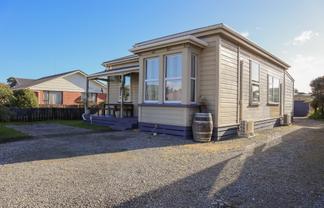 22 Palmerston Street, Greymouth