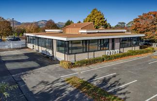 Tidy Standalone Office w Fitout – Addington