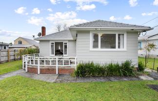715 Te Atatu Road, Te Atatu Peninsula