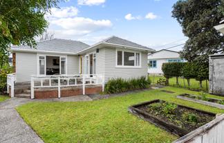715 Te Atatu Road, Te Atatu Peninsula