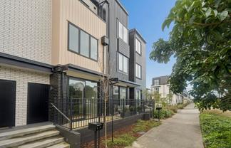 2/19 Windlass Street, Long Bay