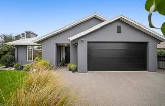 11 Pascoe Drive, Woodend