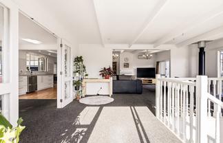 42 Ngamotu Road, Hilltop