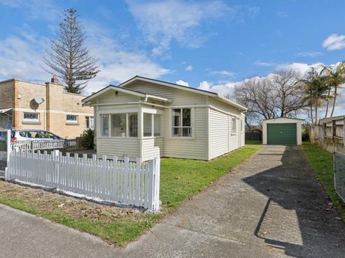 232 Great South Road, Huntly