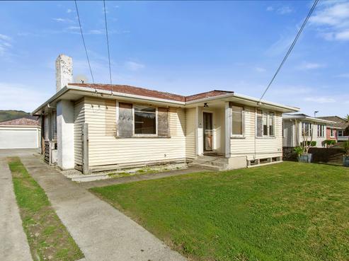 226 Taita Drive, Avalon