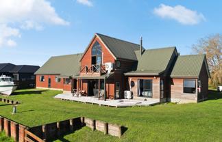 5 Hall Road, Peacocke