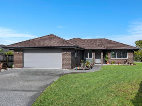 18 North Crest Drive, Onerahi