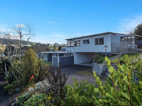 1A Ewing Road, Riverside