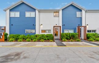 2/8 Riccarton Road, Riccarton