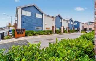 2/8 Riccarton Road, Riccarton