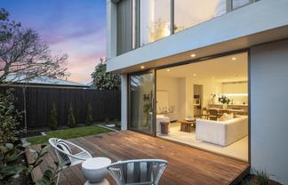 4/22 Clissold Street, Merivale