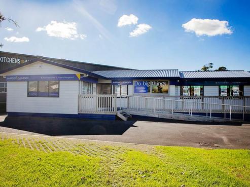 130 Main Road, Kumeu