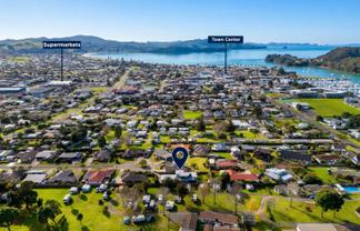 18 Cobham Lane, Whitianga