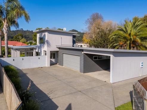 18 Cobham Lane, Whitianga