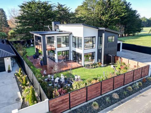 77 Richfield Drive, Waikiwi