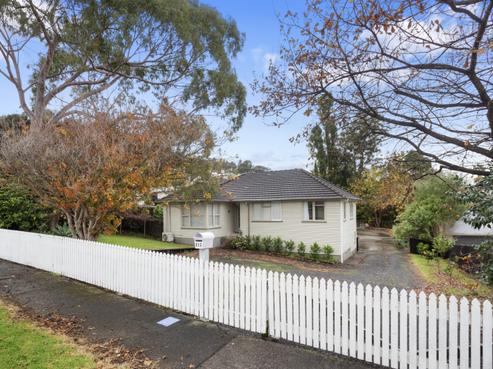 812 Mount Pleasant Road, Thames