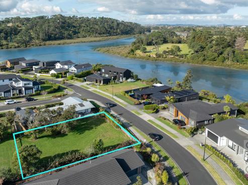 4 Kelly Road, Riverhead