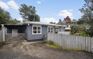 25A Hewlett Road, Massey
