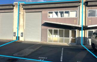 Great Value Industrial Unit - Secure Complex