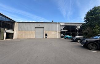 Modern industrial in Harbourside Business Park