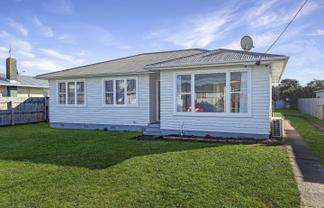 16 Shamrock Street , Levin